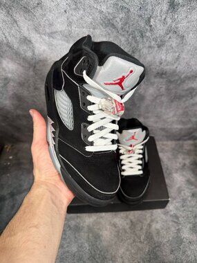 Size 5.5 | Jordan 5 Metallic With Box | Pre-Owned